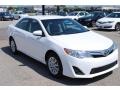 Super White - Camry LE Photo No. 7