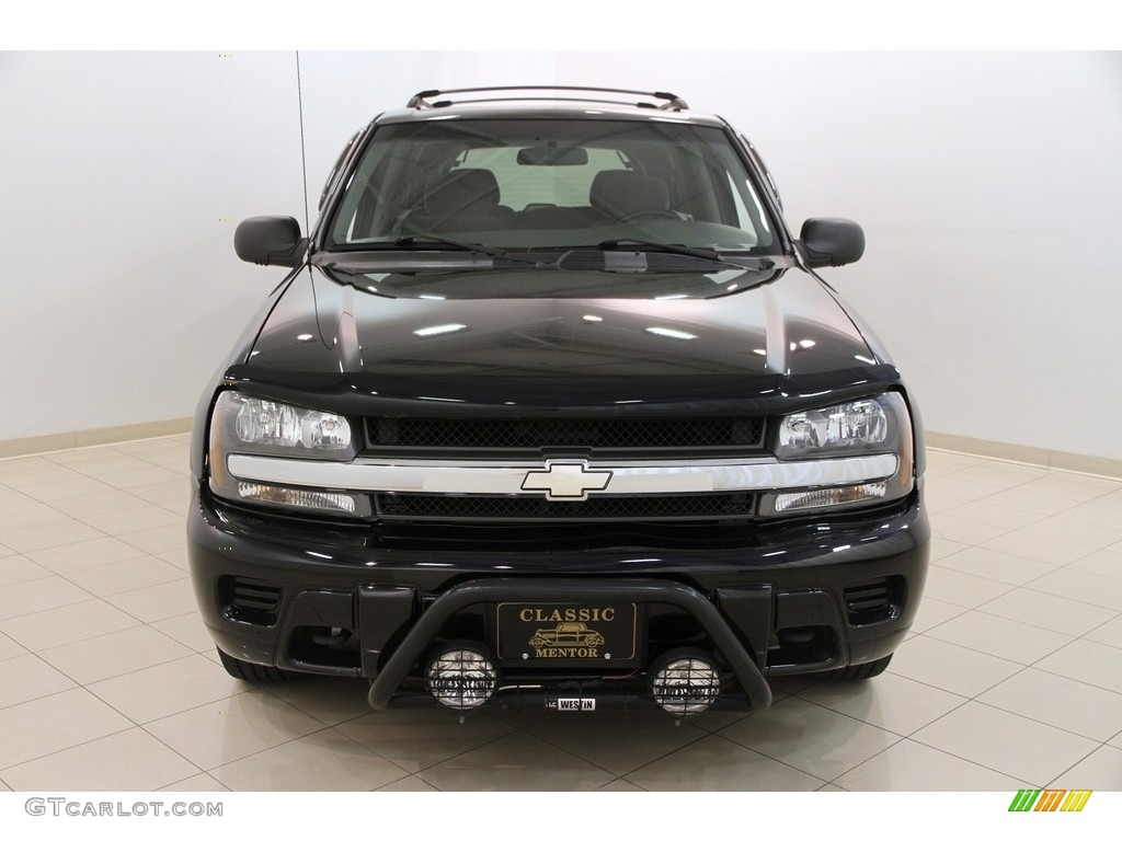 2002 TrailBlazer LS 4x4 - Onyx Black / Dark Pewter photo #2