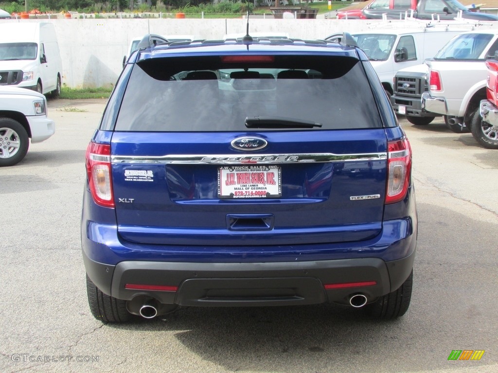 2014 Explorer XLT - Deep Impact Blue / Medium Light Stone photo #8