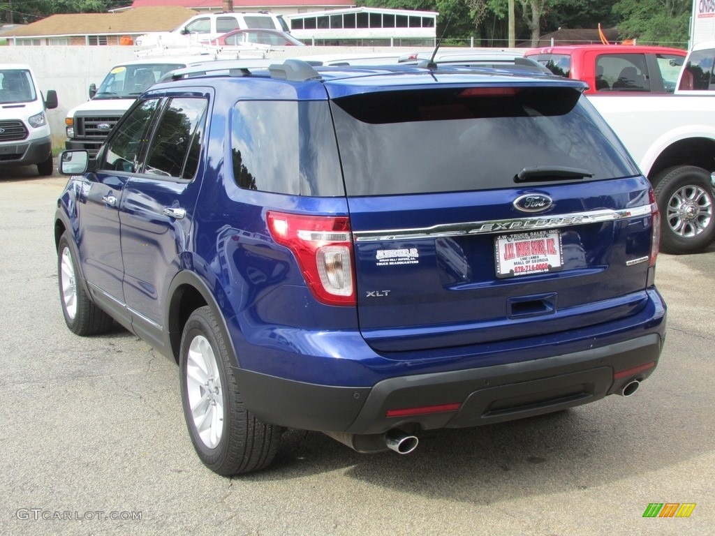 2014 Explorer XLT - Deep Impact Blue / Medium Light Stone photo #9