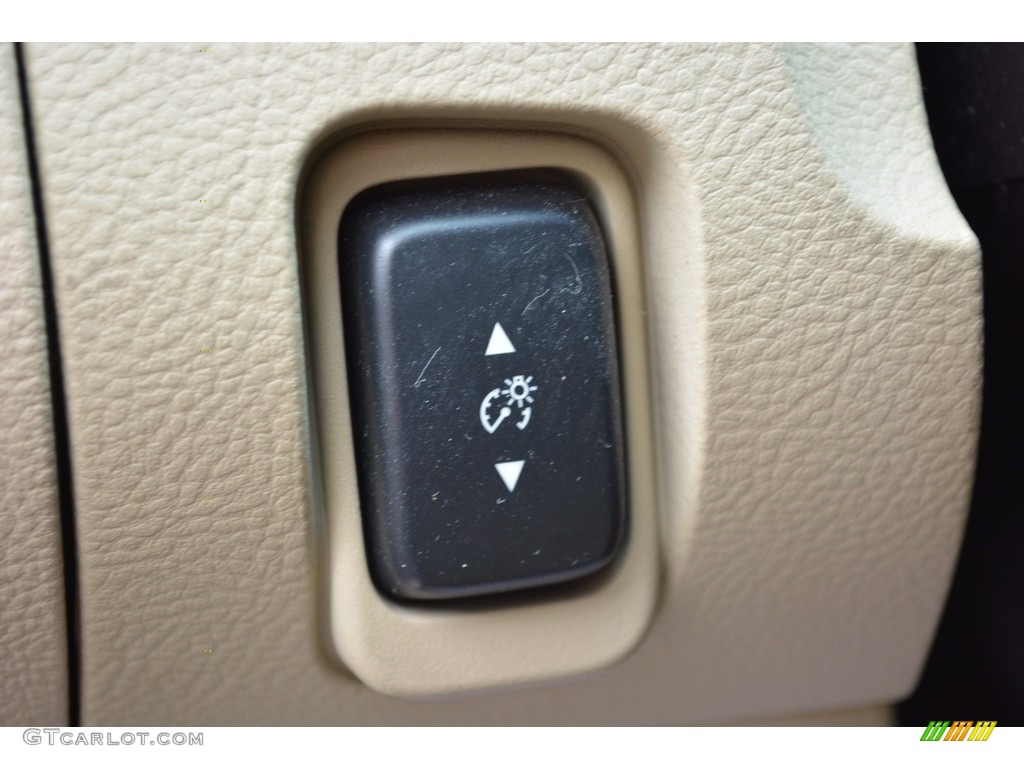 2015 Taurus Limited - Caribou Metallic / Dune photo #12