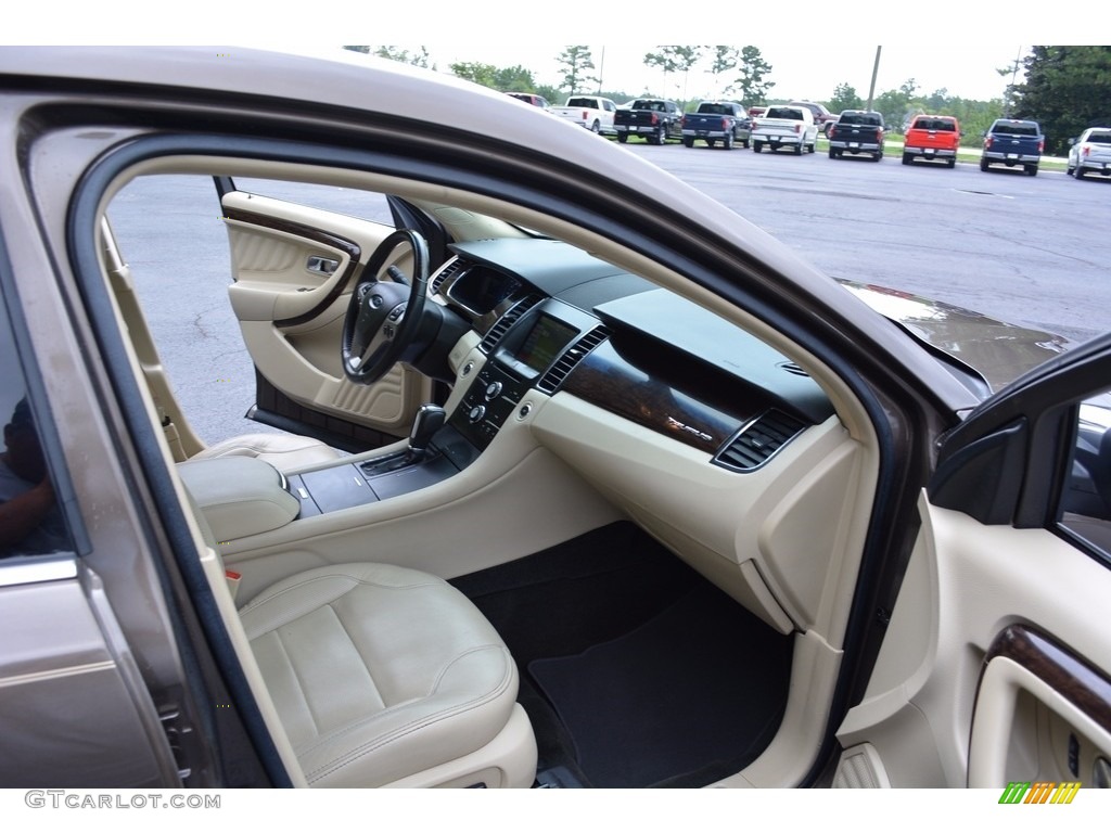 2015 Taurus Limited - Caribou Metallic / Dune photo #27