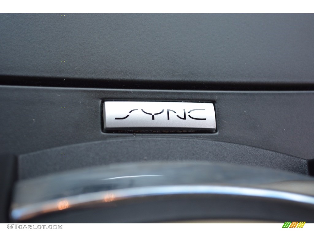 2015 Taurus Limited - Caribou Metallic / Dune photo #33
