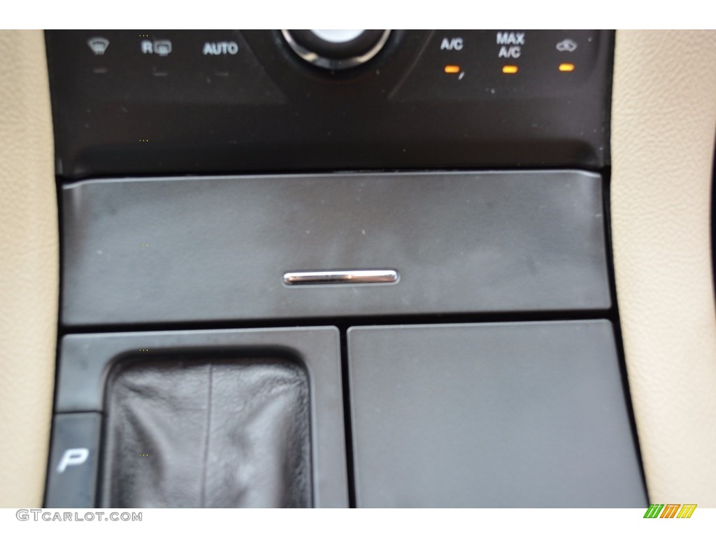 2015 Taurus Limited - Caribou Metallic / Dune photo #39