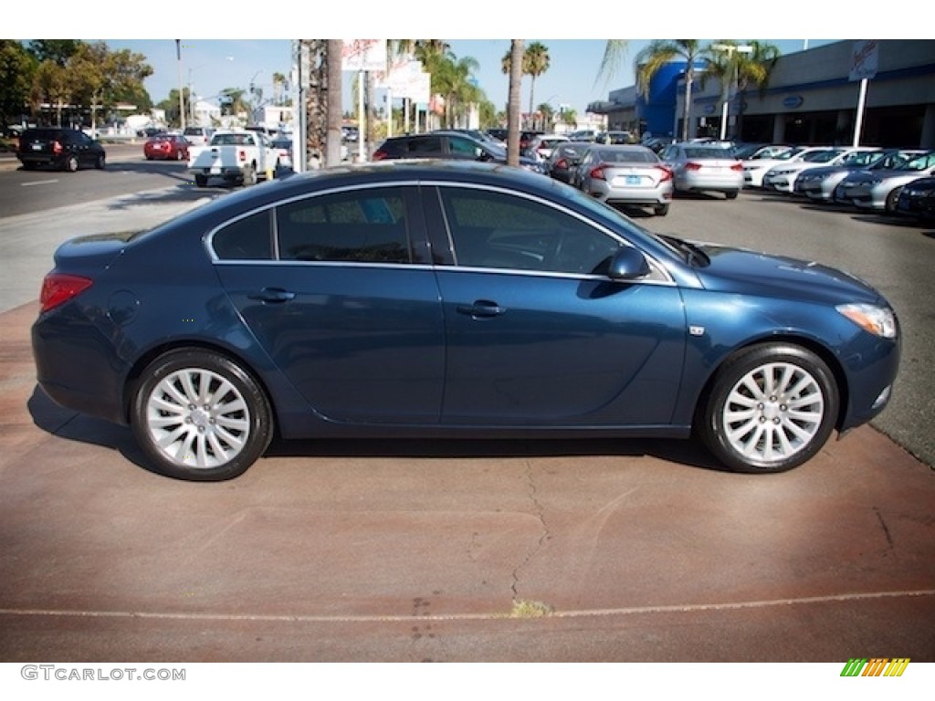 2011 Regal CXL - Majestic Blue Metallic / Ebony photo #12