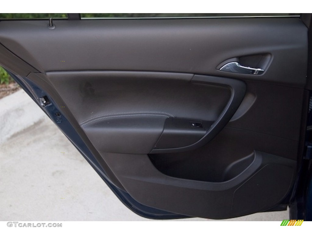 2011 Regal CXL - Majestic Blue Metallic / Ebony photo #22
