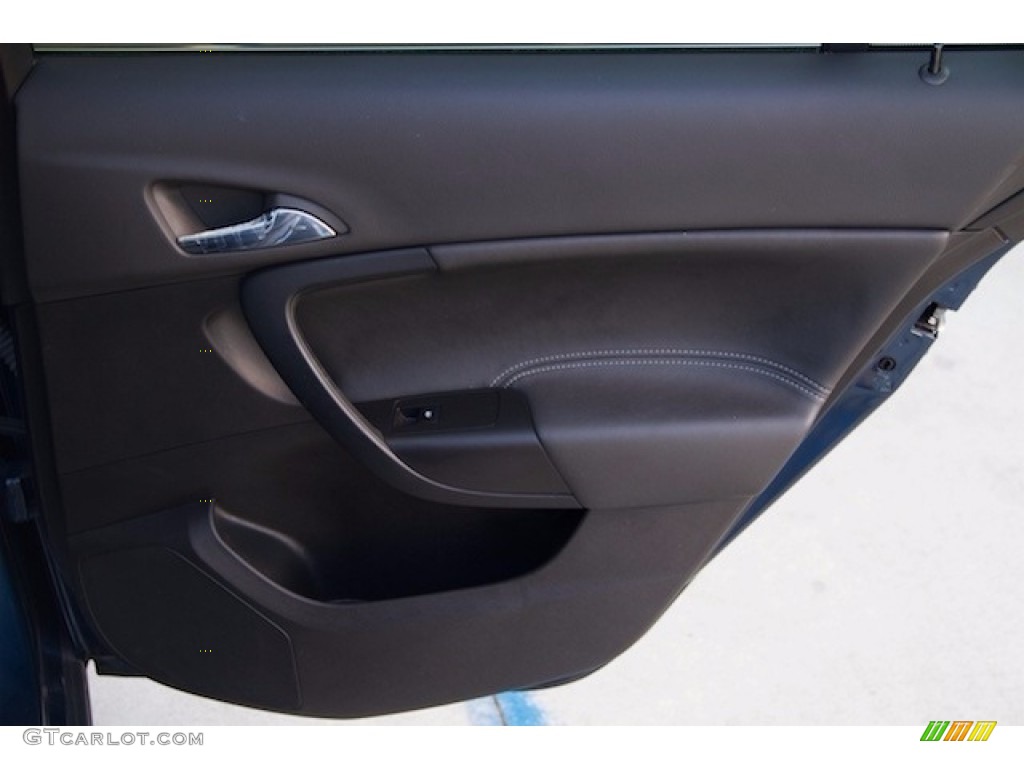 2011 Regal CXL - Majestic Blue Metallic / Ebony photo #23