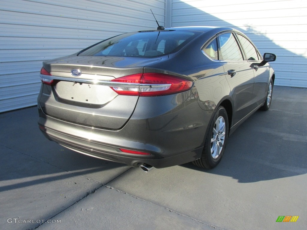 2017 Fusion S - Magnetic / Medium Light Stone photo #4