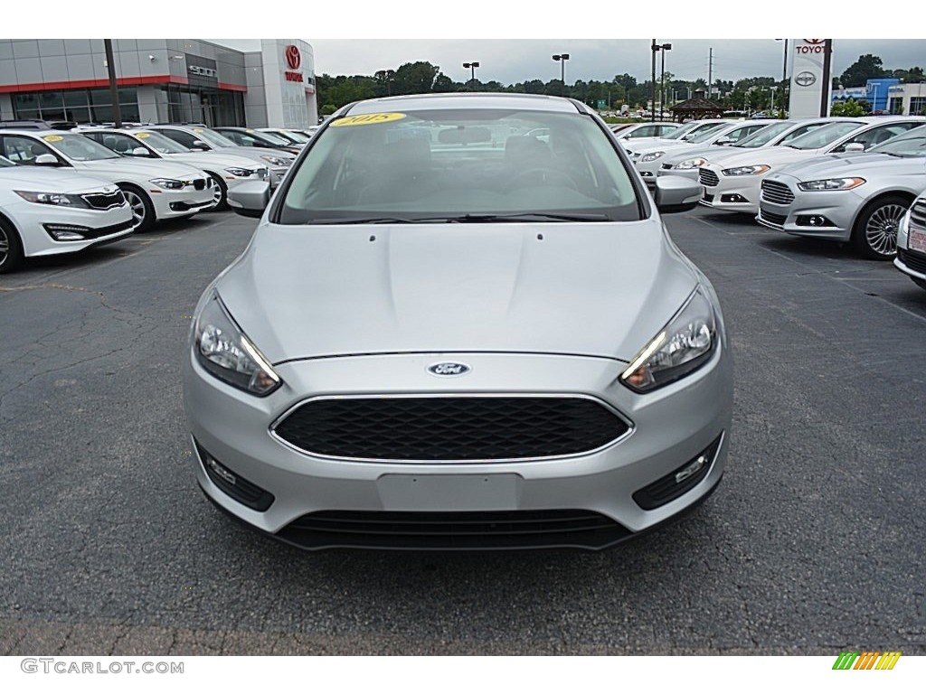 2015 Focus SE Sedan - Ingot Silver Metallic / Charcoal Black photo #29