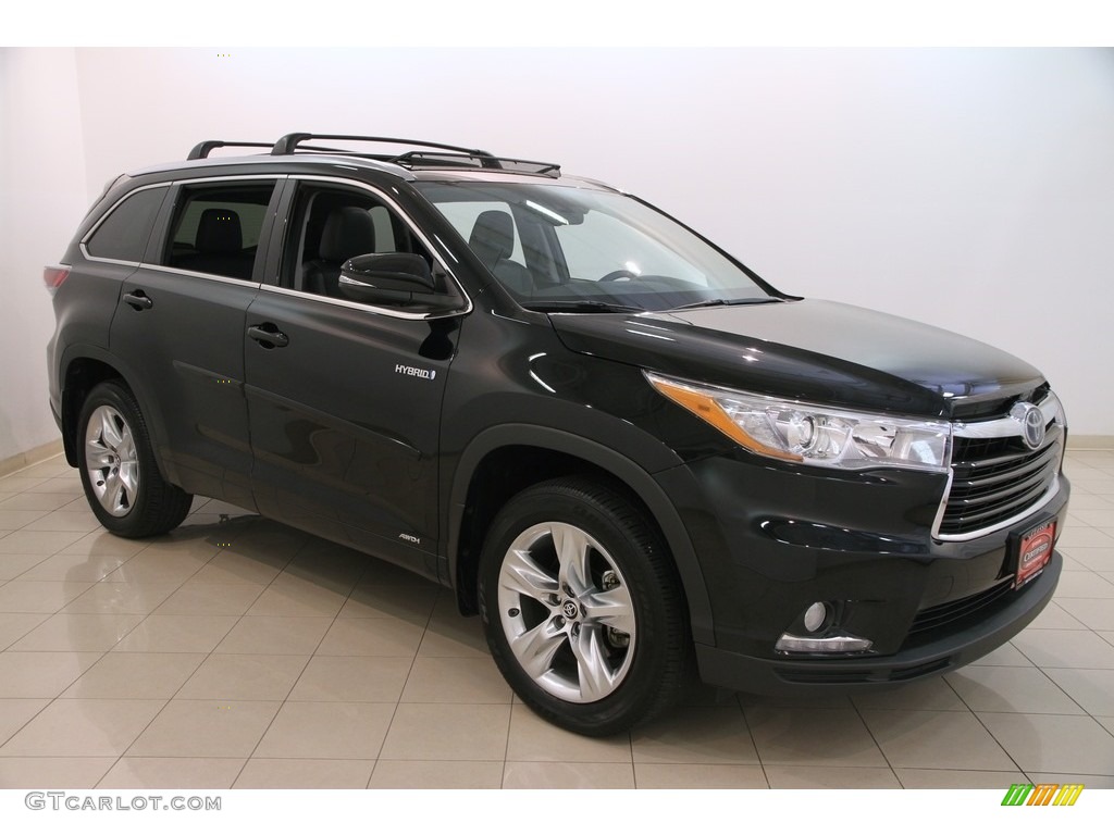 Midnight Black Metallic Toyota Highlander