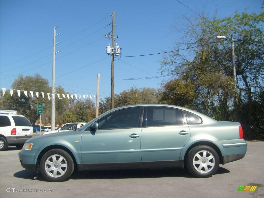 1999 Passat GLS V6 Sedan - Elegance Green Metallic / Beige photo #6