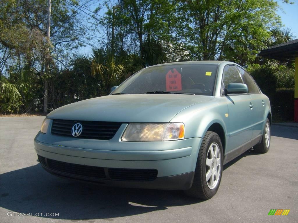 1999 Passat GLS V6 Sedan - Elegance Green Metallic / Beige photo #7
