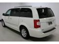 Stone White - Town & Country Touring Photo No. 37