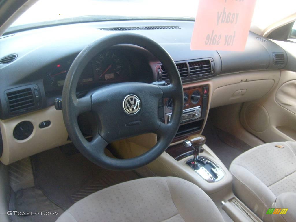 1999 Passat GLS V6 Sedan - Elegance Green Metallic / Beige photo #18