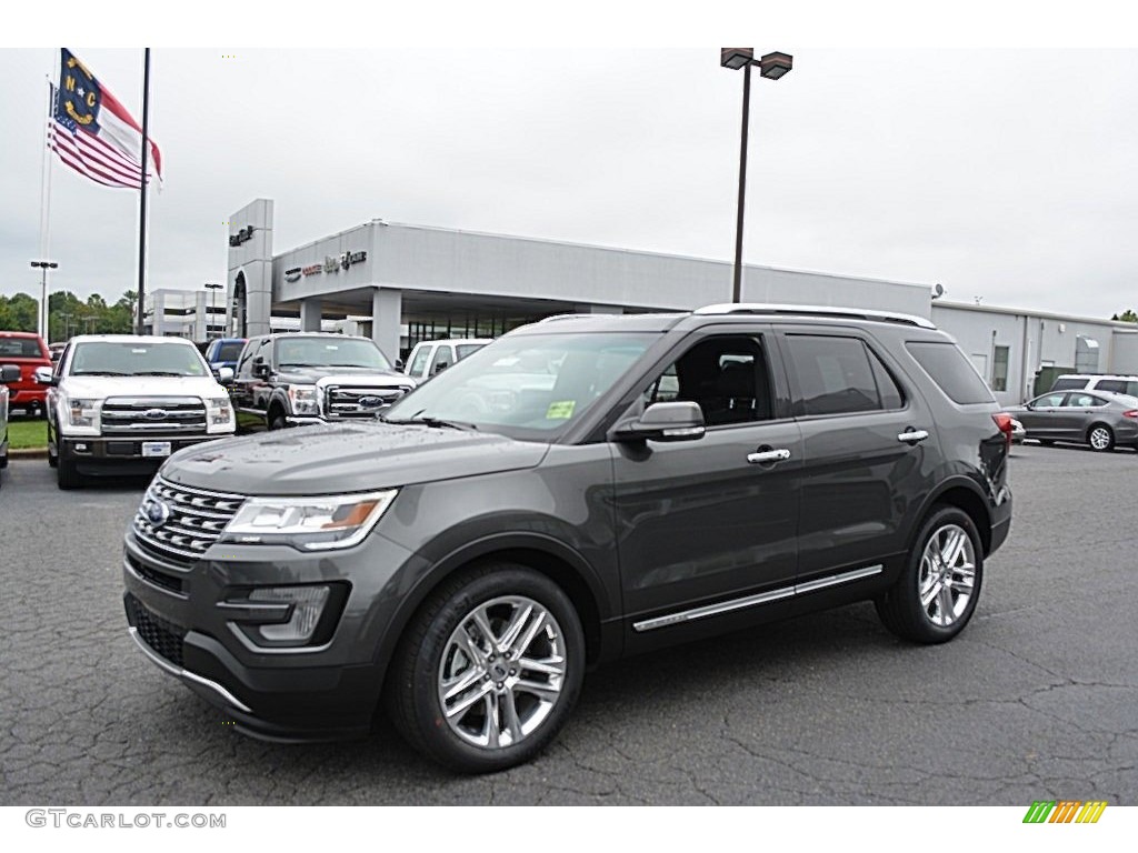 Magnetic 2017 Ford Explorer Limited Exterior Photo #114838023