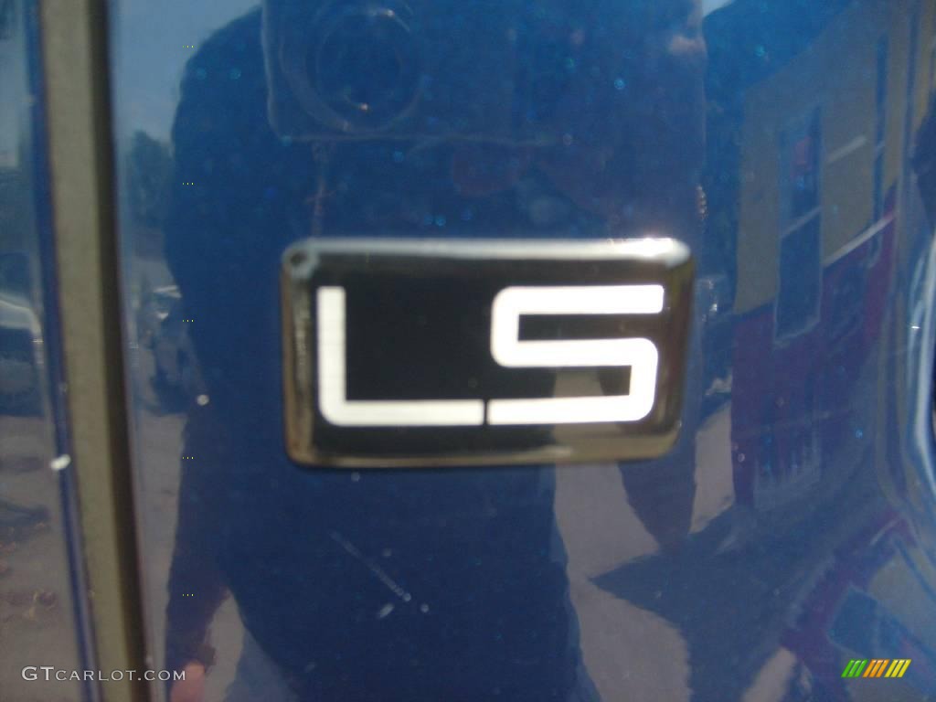 2000 S10 LS Regular Cab - Indigo Blue Metallic / Medium Gray photo #12