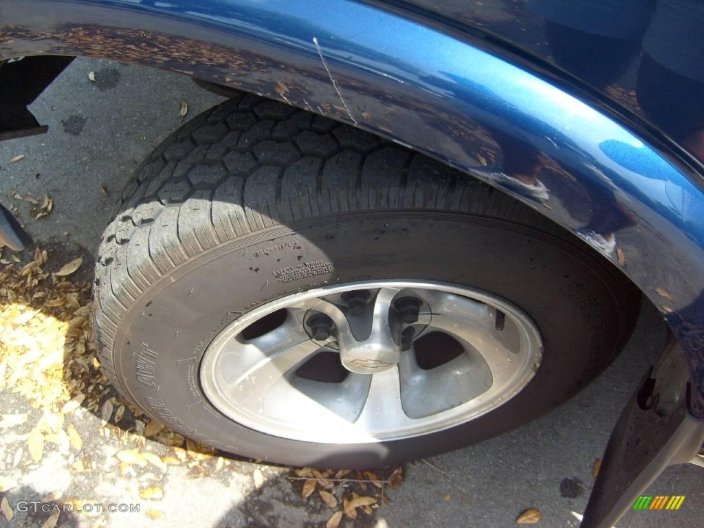 2000 S10 LS Regular Cab - Indigo Blue Metallic / Medium Gray photo #27