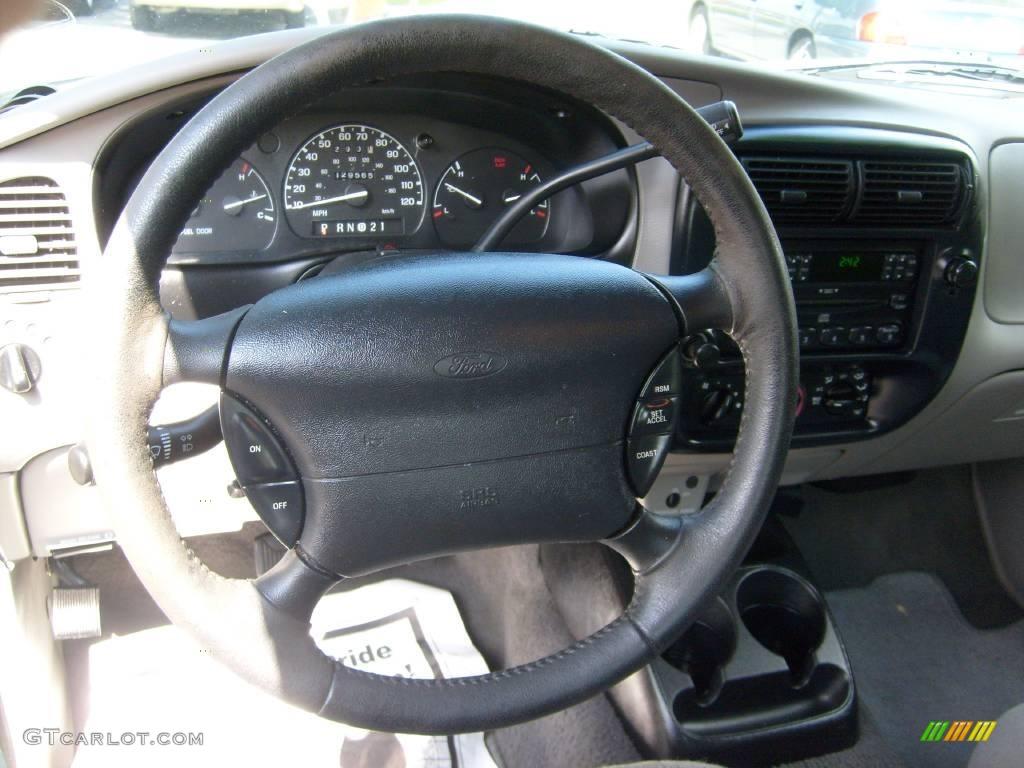 2000 Ranger XLT SuperCab - Amazon Green Metallic / Medium Graphite photo #20