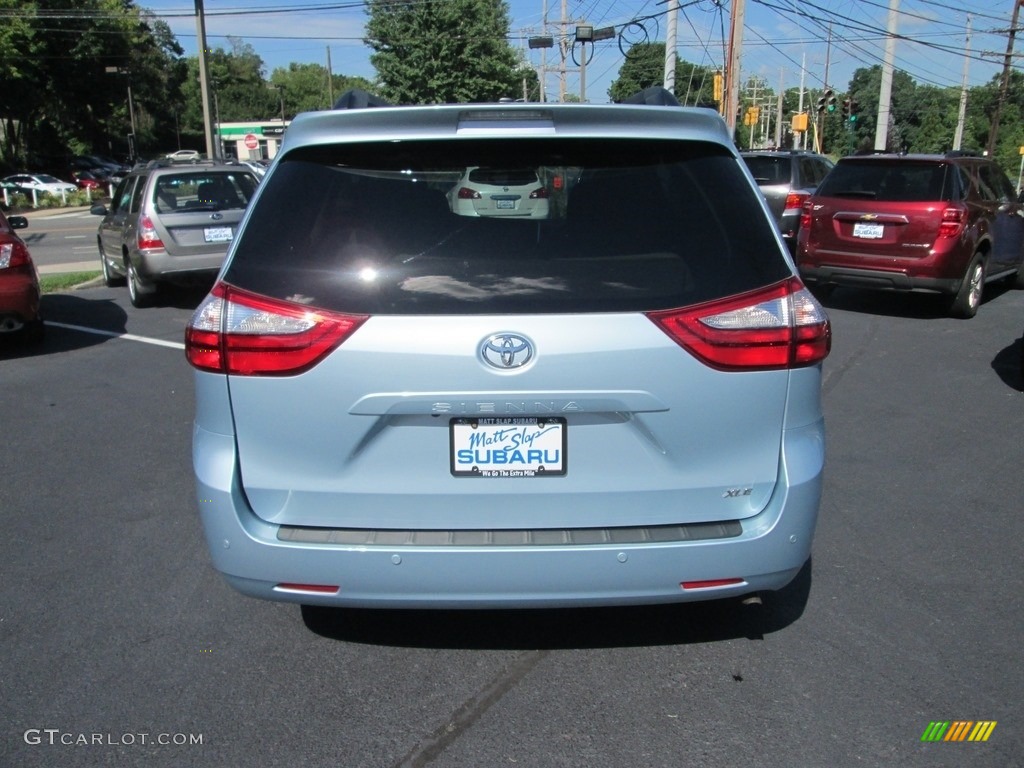 2015 Sienna XLE - Sky Blue Pearl / Bisque photo #7