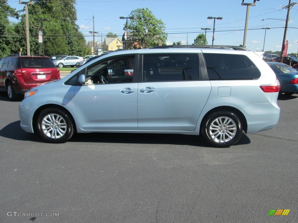 2015 Sienna XLE - Sky Blue Pearl / Bisque photo #9