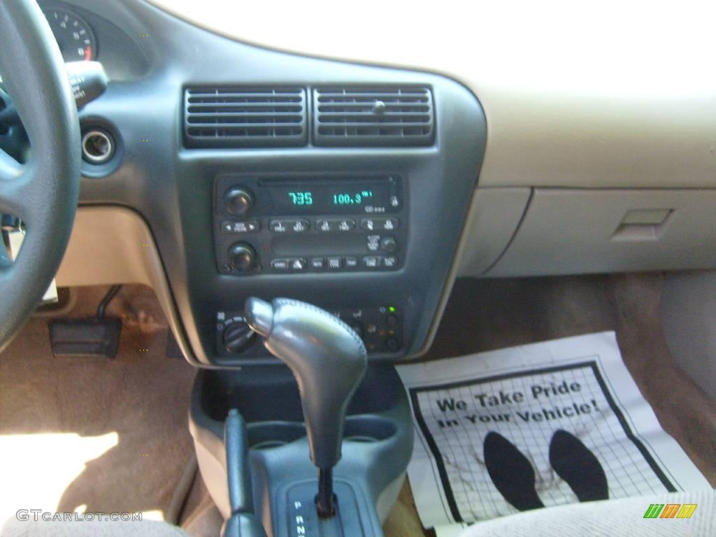 2003 Cavalier LS Sport Sedan - Black / Neutral Beige photo #21