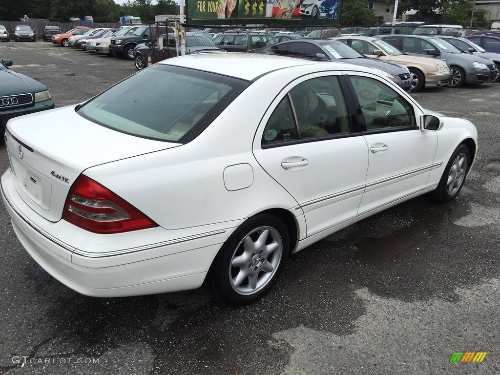 2004 C 240 4Matic Sedan - Alabaster White / Java photo #9