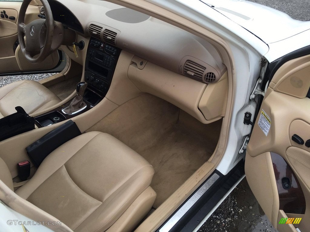 2004 C 240 4Matic Sedan - Alabaster White / Java photo #15