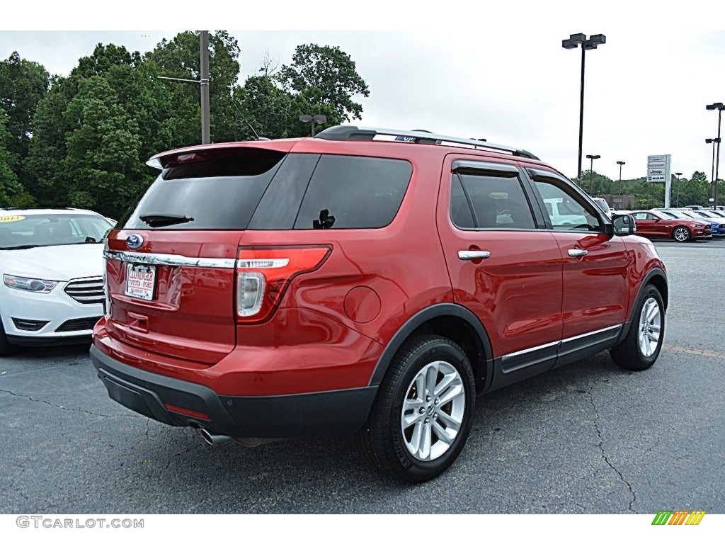 2011 Explorer XLT - Red Candy Metallic / Charcoal Black photo #3