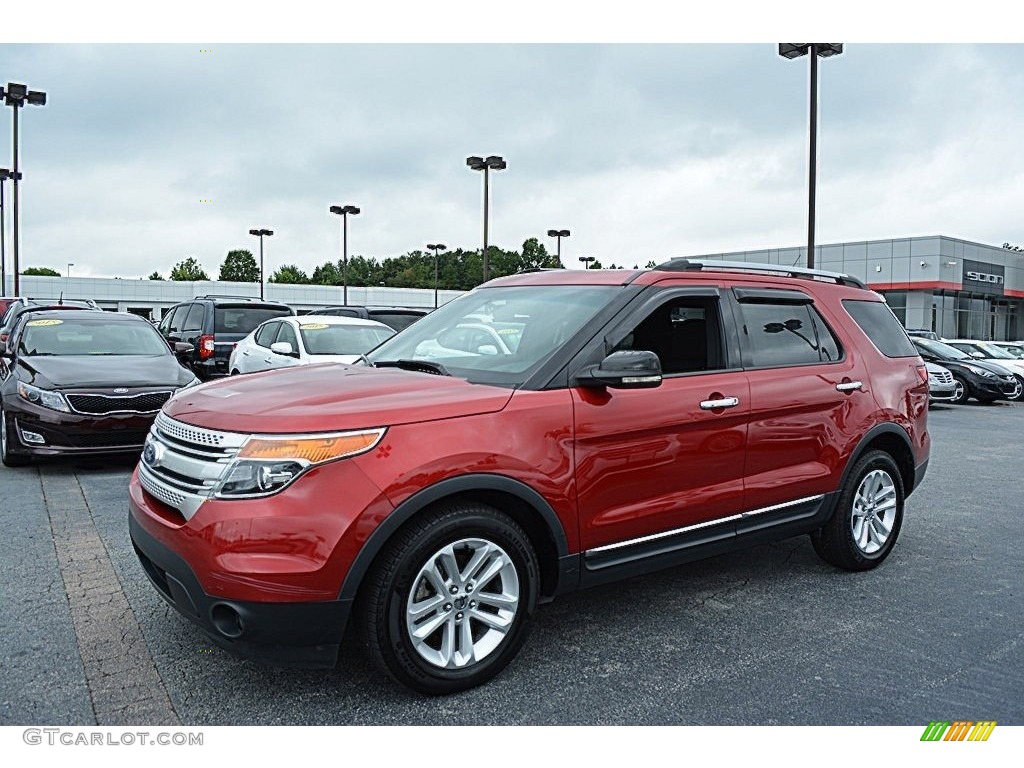 2011 Explorer XLT - Red Candy Metallic / Charcoal Black photo #7