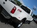 Oxford White - F350 Super Duty Lariat Crew Cab 4x4 DRW Photo No. 33