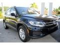 Deep Black Pearl - Tiguan S Photo No. 2