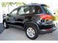 Deep Black Pearl - Tiguan S Photo No. 7