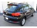 Deep Black Pearl - Tiguan S Photo No. 9