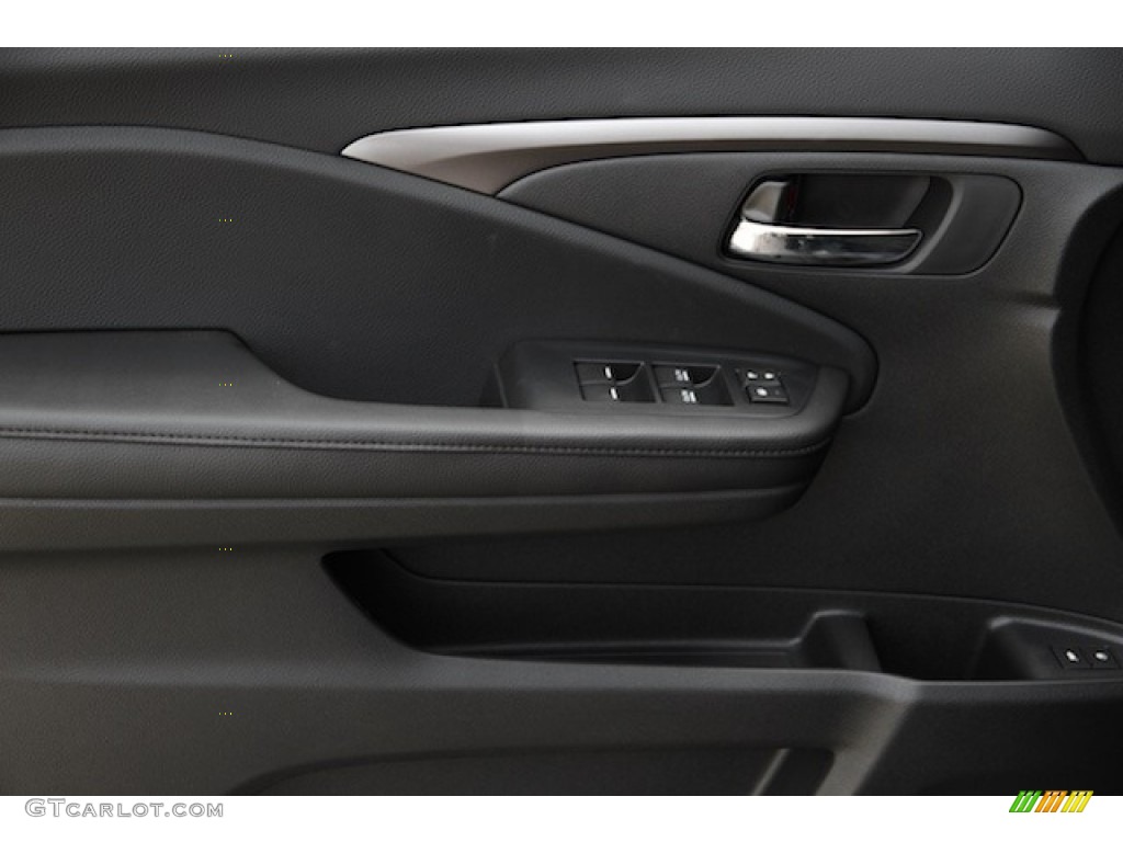 2016 Pilot EX-L - Crystal Black Pearl / Black photo #8