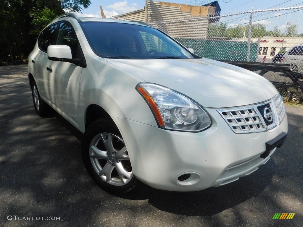 2010 Rogue SL AWD - Phantom White / Black photo #2