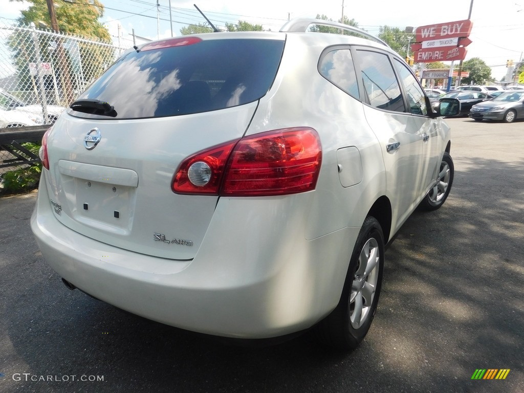 2010 Rogue SL AWD - Phantom White / Black photo #4