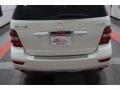 Arctic White - ML 350 4Matic Photo No. 71
