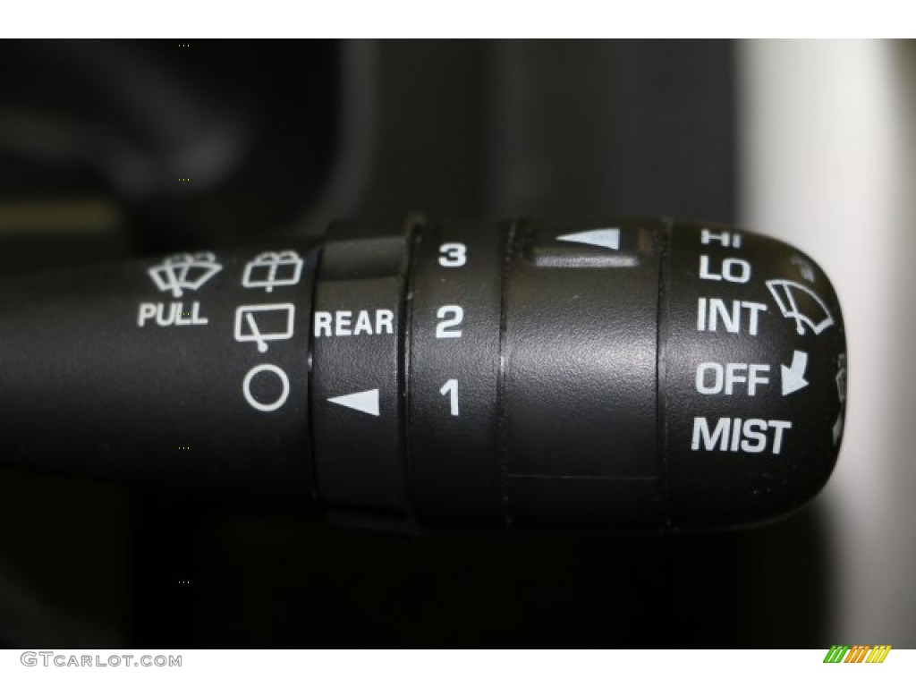 2006 Equinox LT AWD - Dark Silver Metallic / Light Gray photo #9