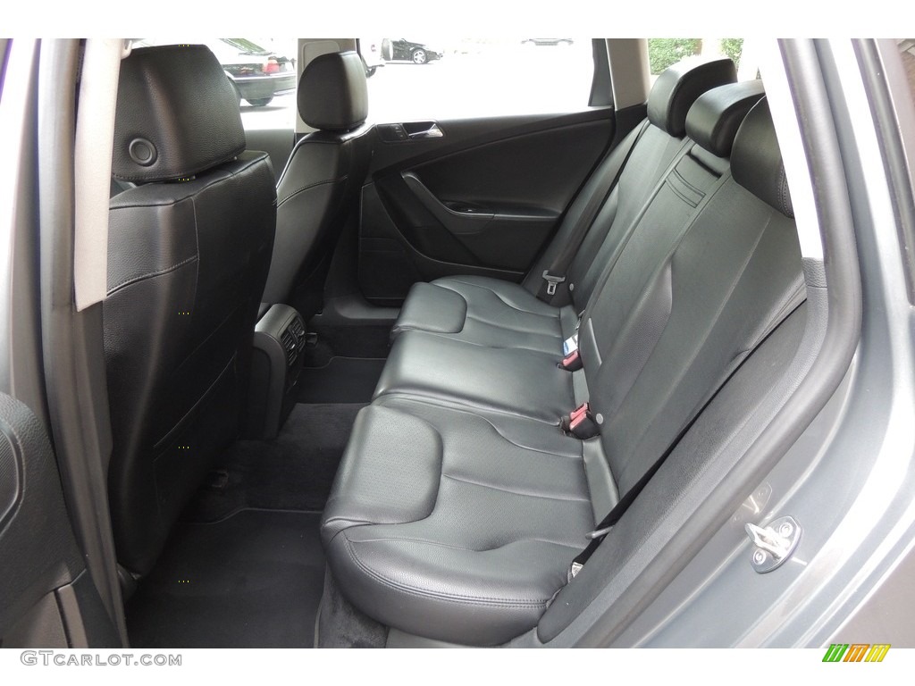 2007 Passat 2.0T Wagon - United Grey Metallic / Black photo #17