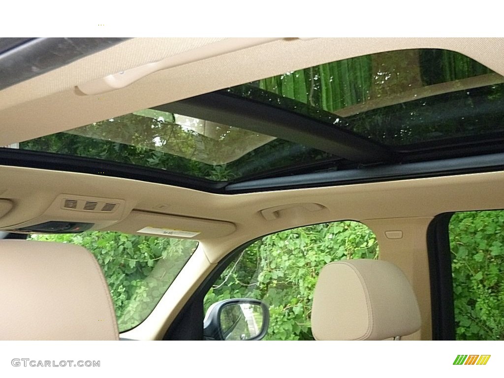 2011 BMW X3 xDrive 28i Sunroof Photos