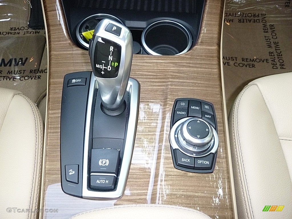 2011 BMW X3 xDrive 28i Transmission Photos