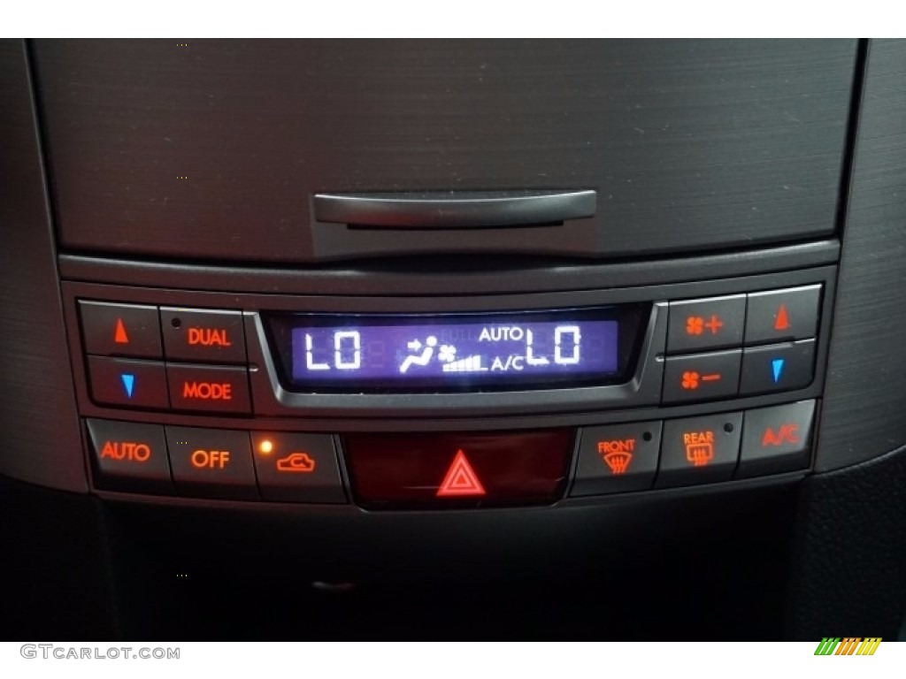 2013 Legacy 2.5i Limited - Graphite Gray Metallic / Off Black Leather photo #41