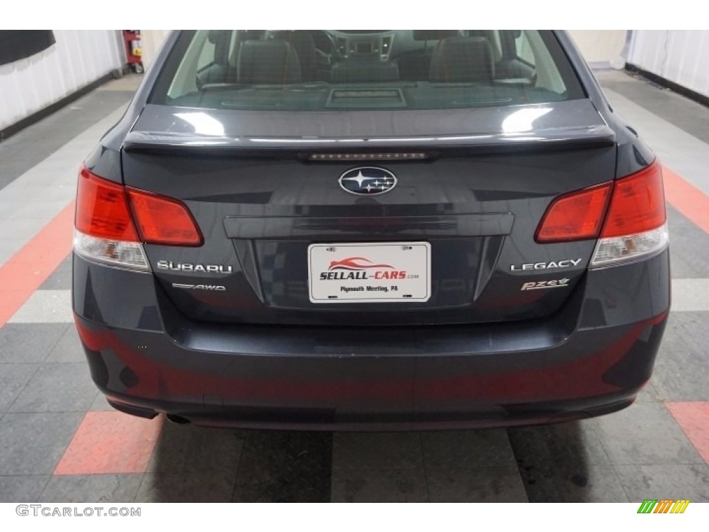 2013 Legacy 2.5i Limited - Graphite Gray Metallic / Off Black Leather photo #68