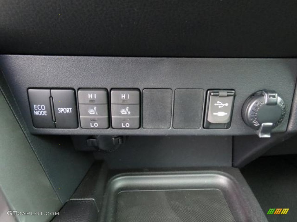 2016 RAV4 SE - Black Currant Metallic / Black photo #19