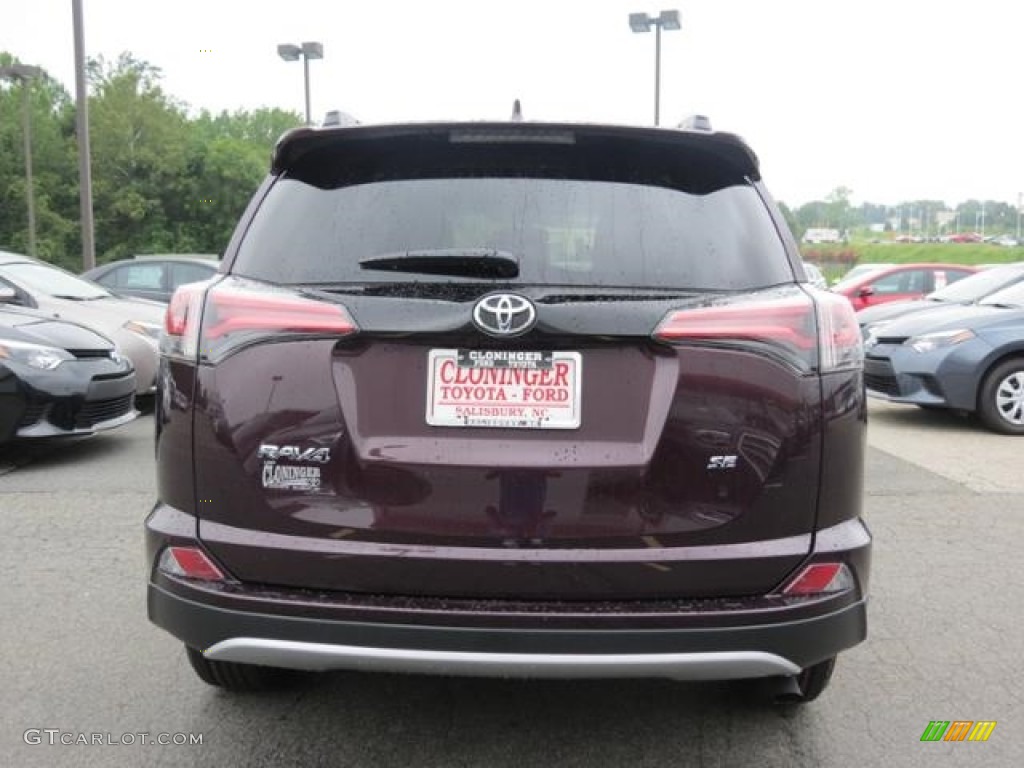 2016 RAV4 SE - Black Currant Metallic / Black photo #25