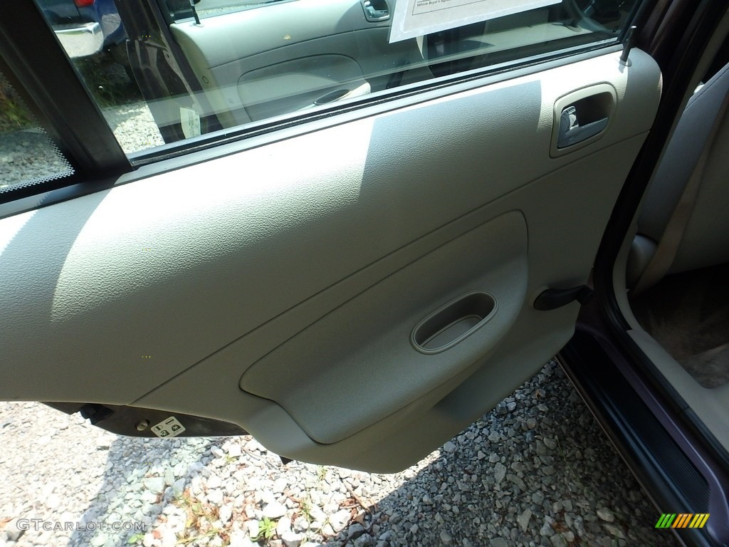 2006 Cobalt LS Sedan - Majestic Amethyst Metallic / Gray photo #10