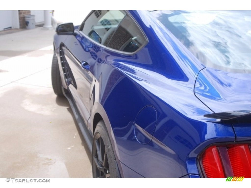 2016 Mustang Shelby GT350 - Deep Impact Blue Metallic / Ebony photo #4