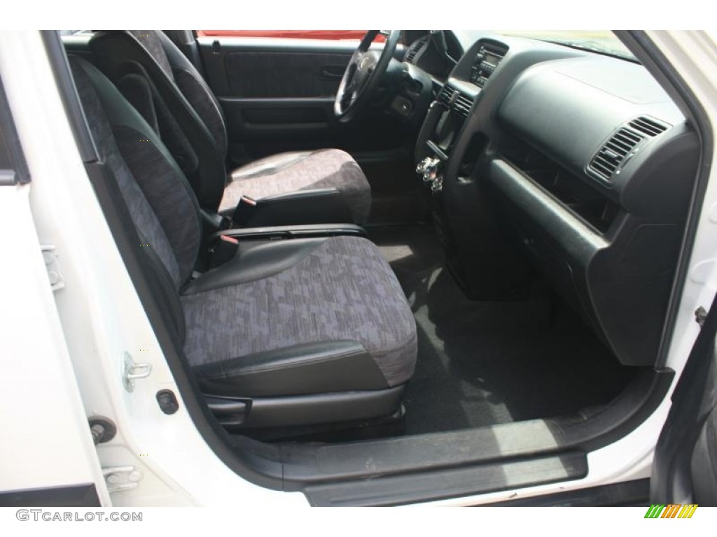 2004 CR-V LX 4WD - Taffeta White / Black photo #41