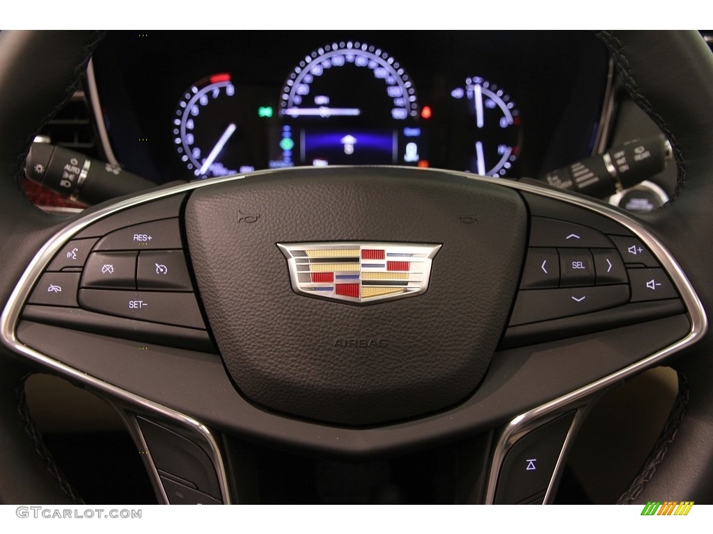 2017 Cadillac XT5 Luxury Controls Photo #114915218