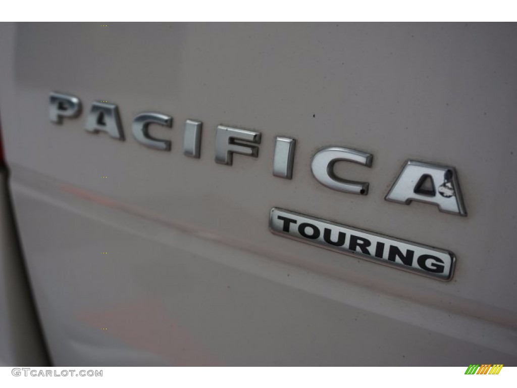 2005 Pacifica Touring - Stone White / Dark Slate Gray photo #89